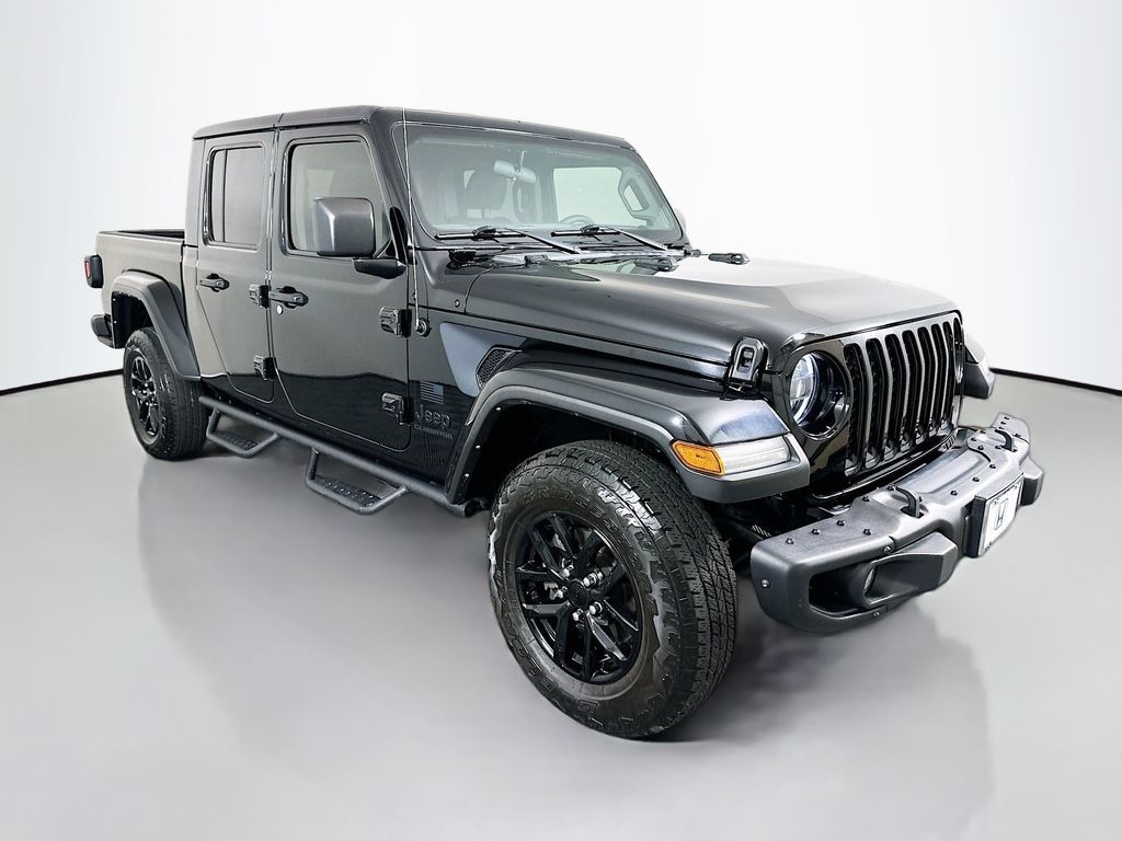 Used 2023 Jeep Gladiator Sport Truck Crew Cab