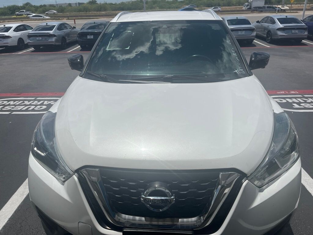 Used 2020 Nissan Kicks SR SUV