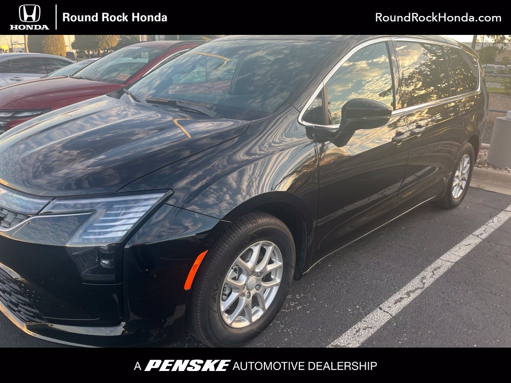  Chrysler Pacifica