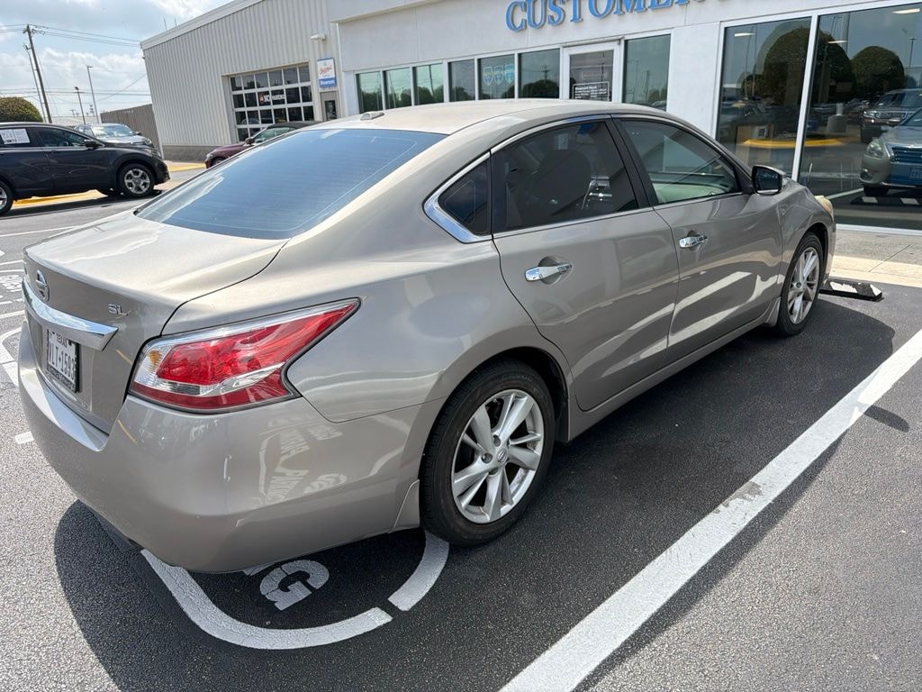 Used 2015 Nissan Altima 2.5 SL Sedan