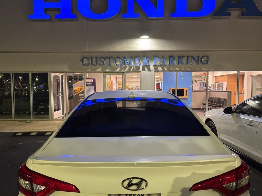 Used 2015 Hyundai Sonata SE Sedan