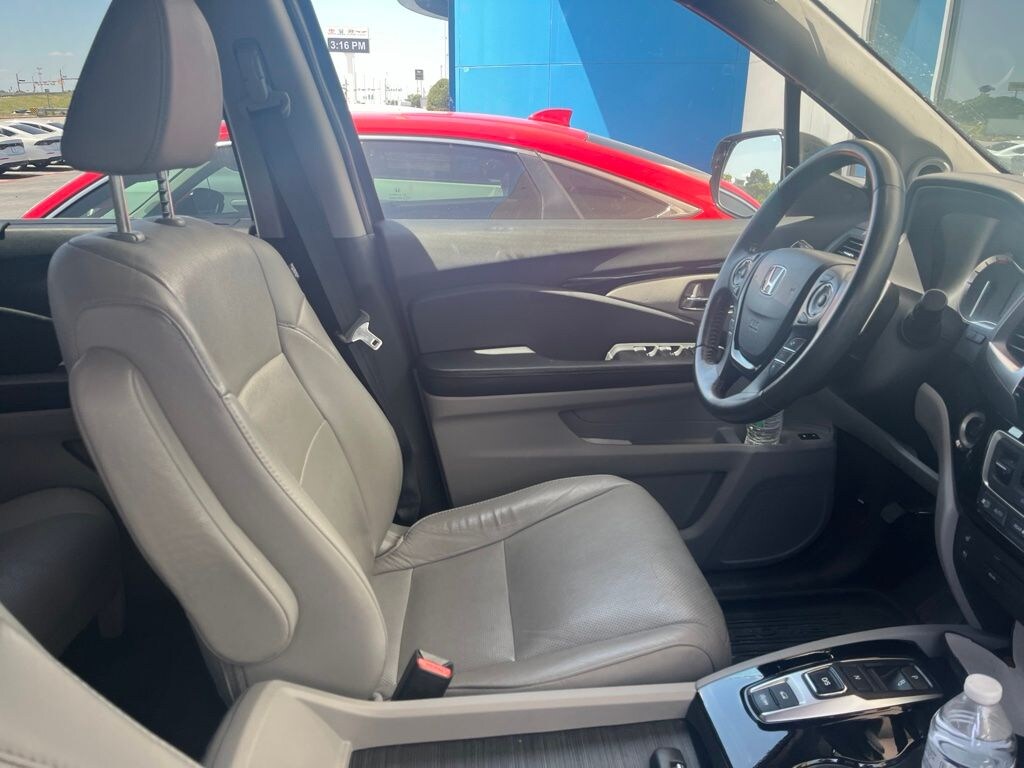 Used 2017 Honda Pilot Elite AWD SUV