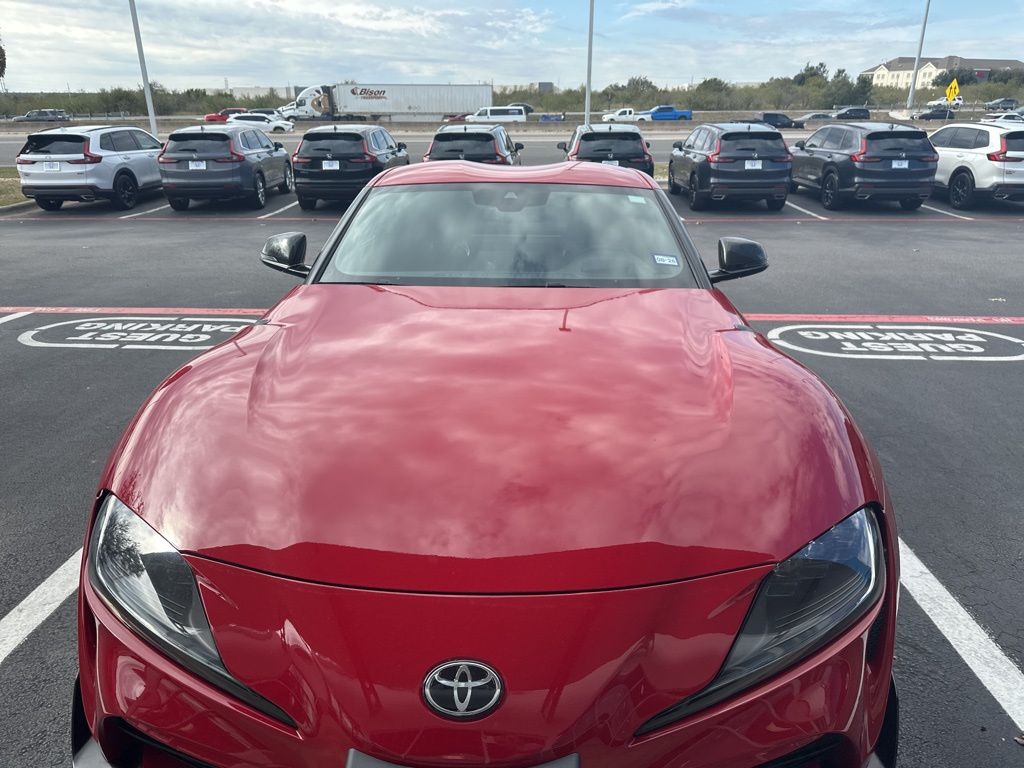 2021 Toyota Supra 3.0 photo 2