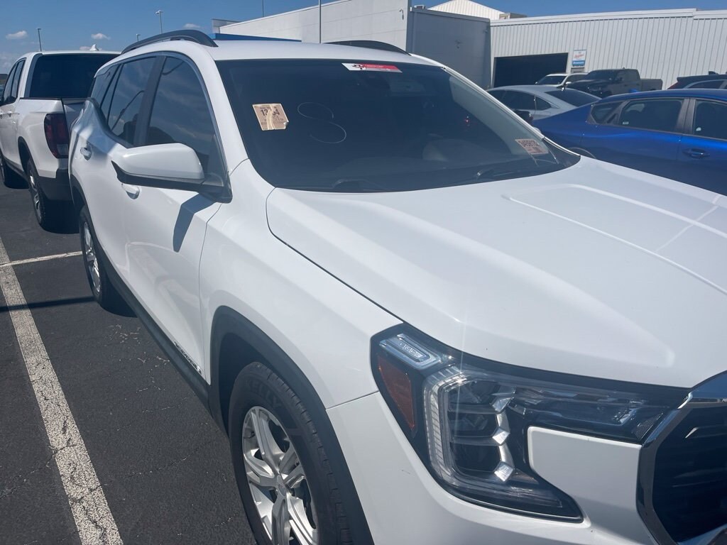 Used 2023 GMC Terrain SLE SUV
