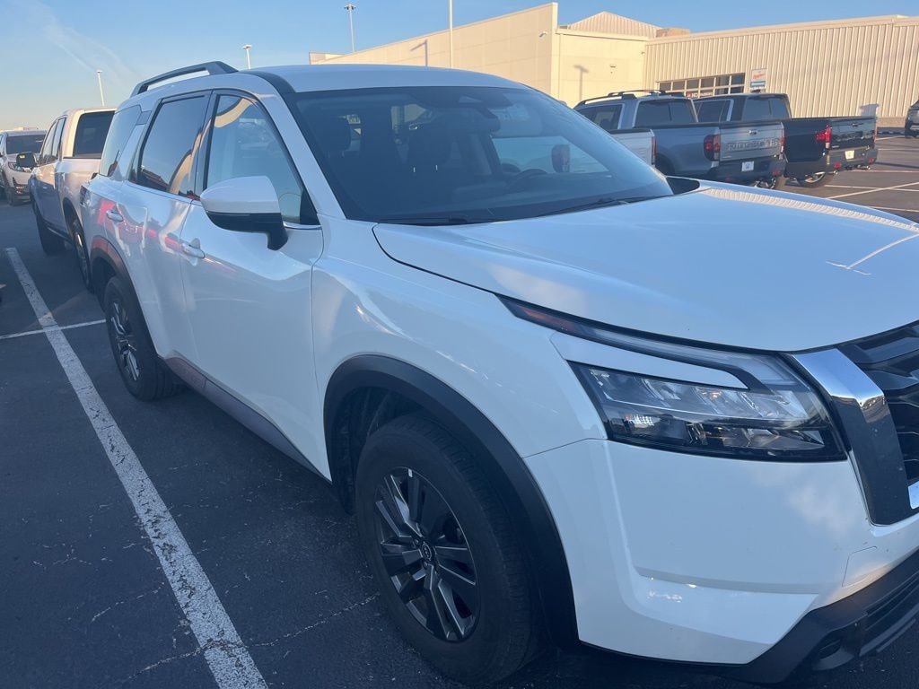Used 2024 Nissan Pathfinder SV SUV