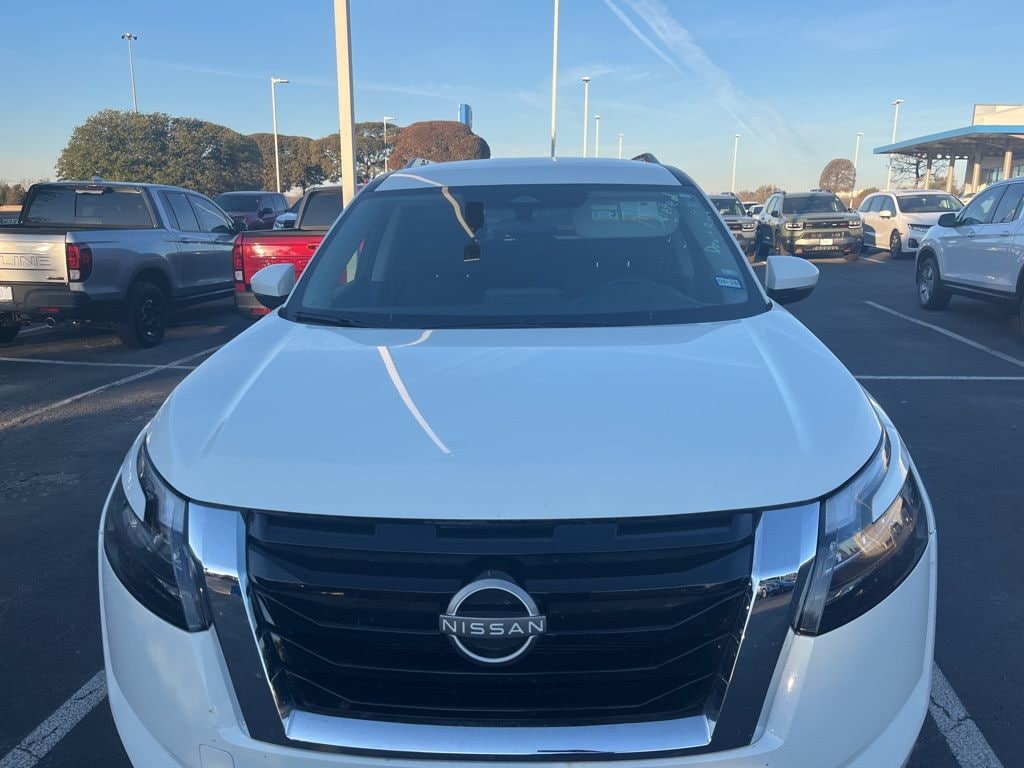 Used 2024 Nissan Pathfinder SV SUV