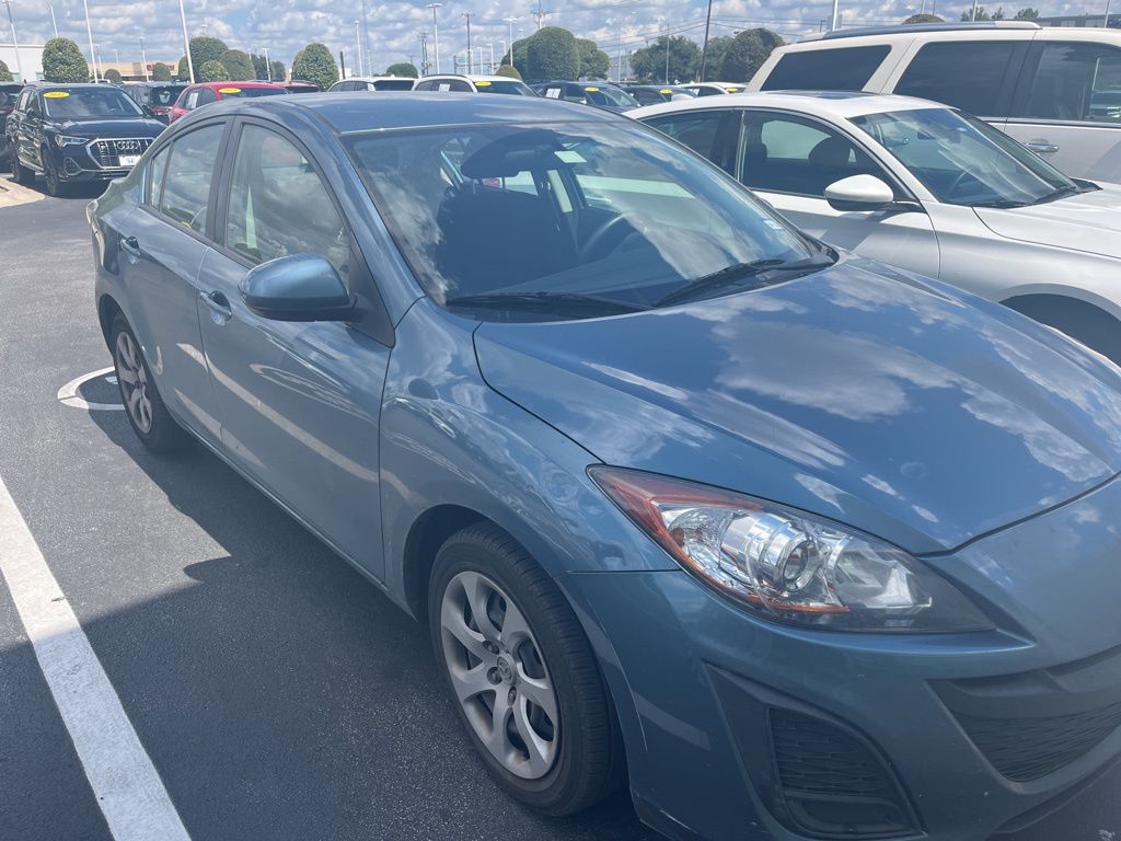 2011 Mazda Mazda3 i Sport photo 3