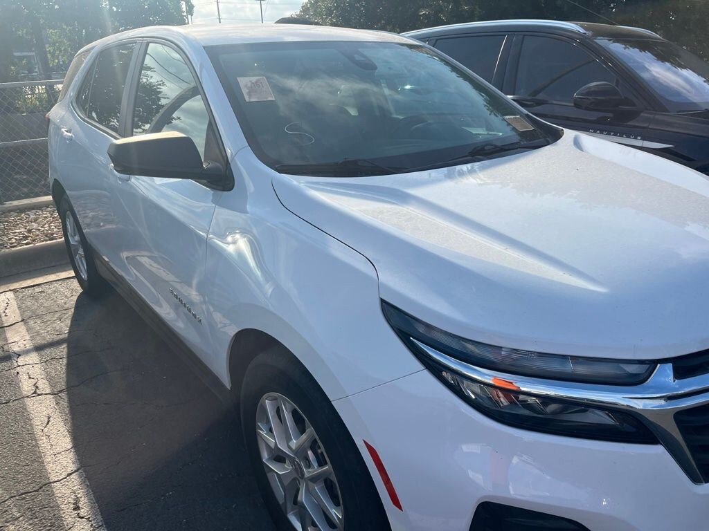 Used 2022 Chevrolet Equinox LS w/1LS SUV