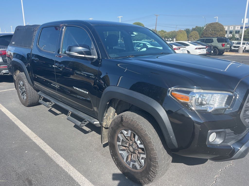 2020 Toyota Tacoma SR5 V6 photo 3