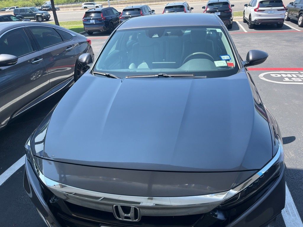 2020 Honda Accord LX 1.5T photo 2