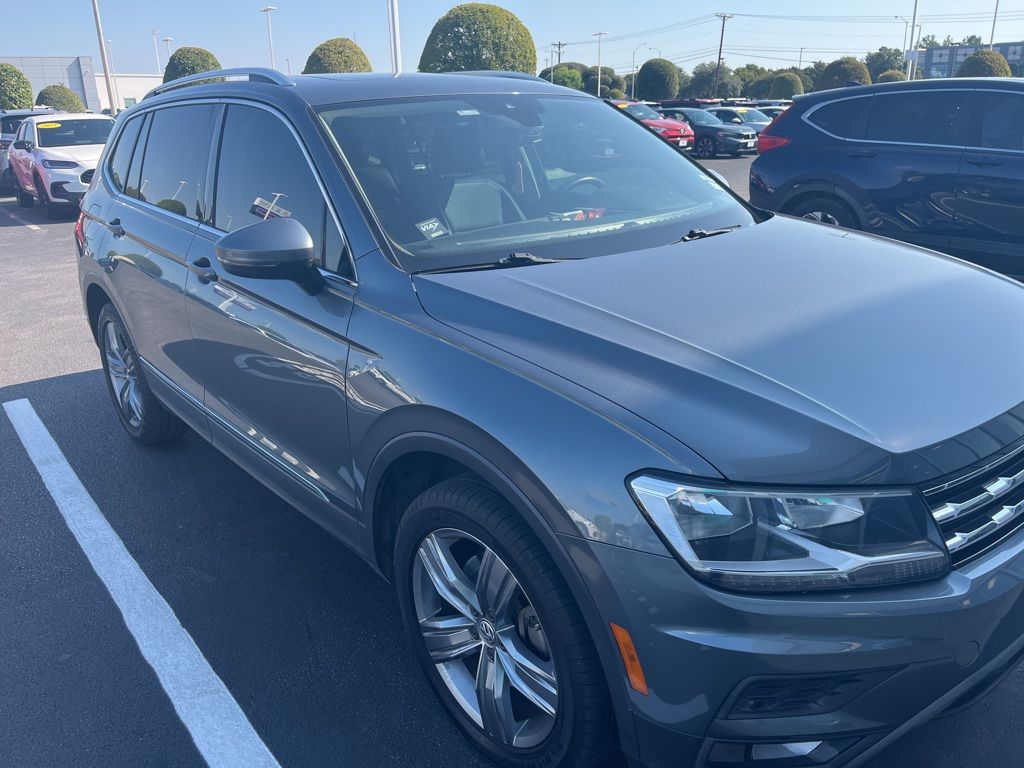 2020 Volkswagen Tiguan SE photo 3