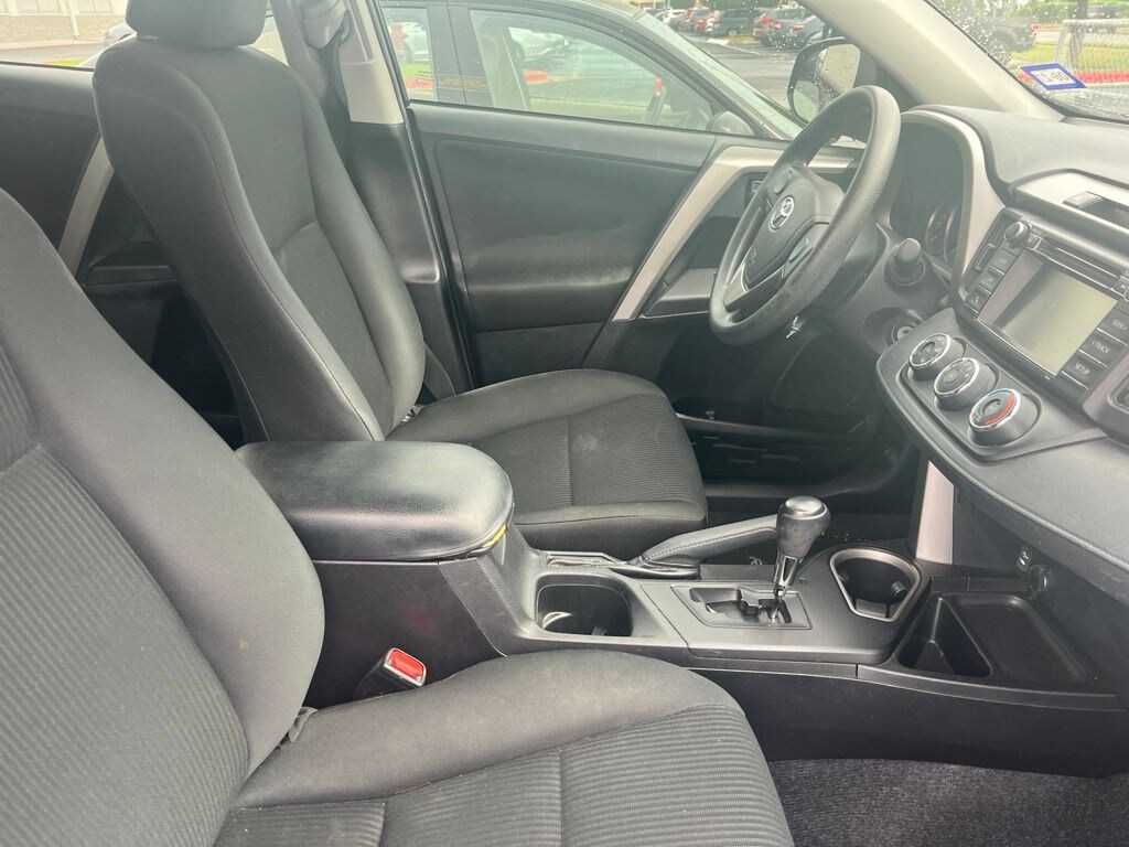 Used 2016 Toyota RAV4 LE SUV