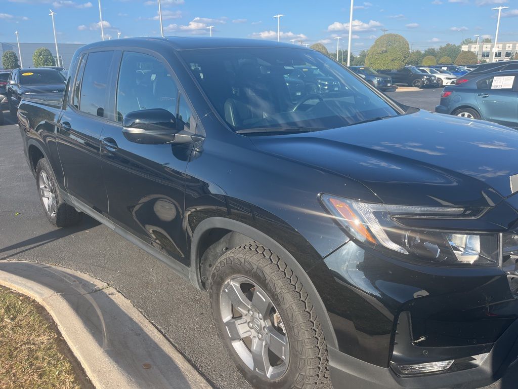 2024 Honda Ridgeline TrailSport photo 3