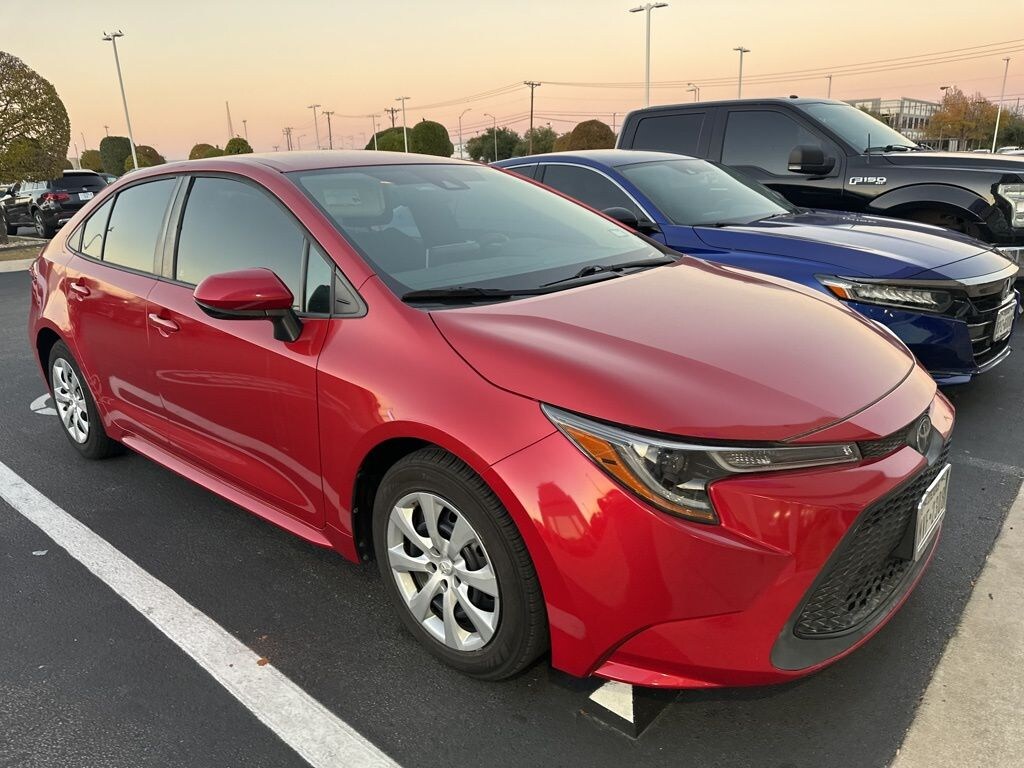 Used 2020 Toyota Corolla LE Sedan