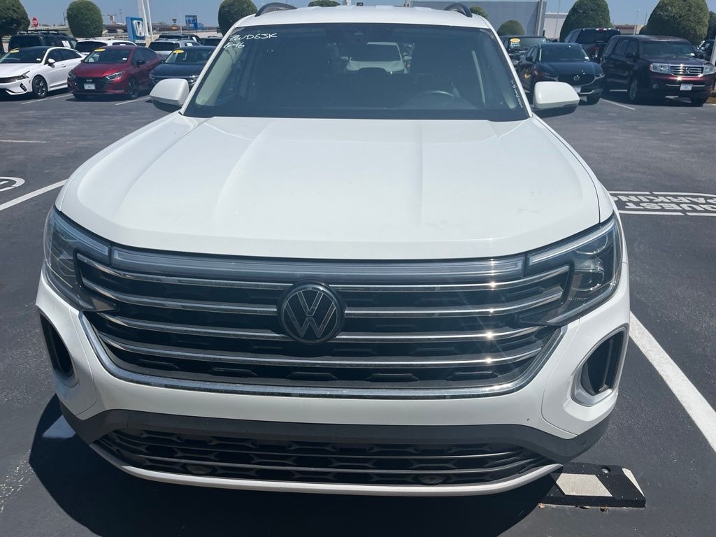 Used 2024 Volkswagen Atlas 2.0T SE w/Technology SUV