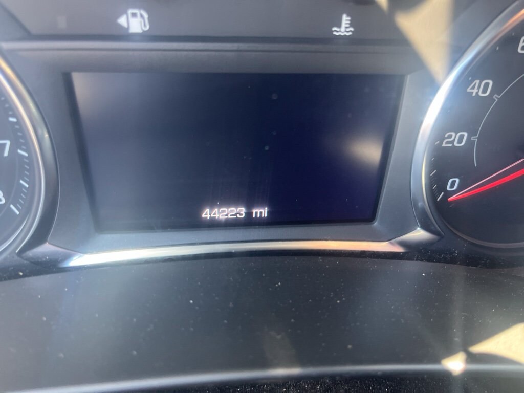 Used 2023 GMC Terrain SLE SUV