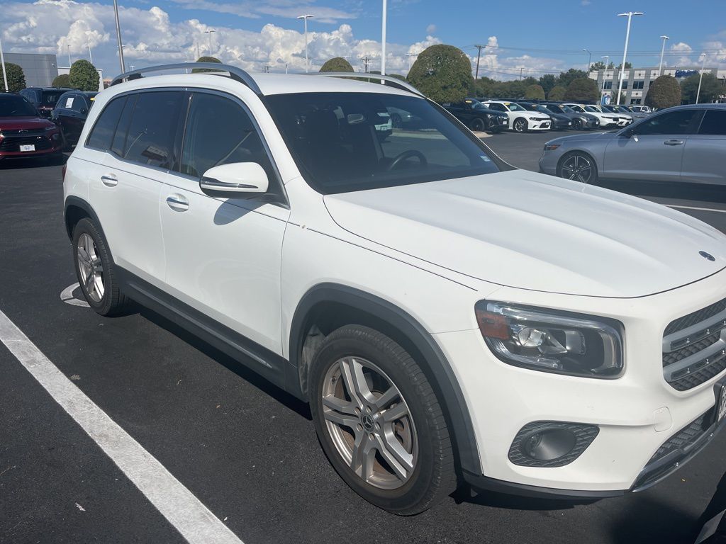 2020 Mercedes Benz GLB 250 photo 3