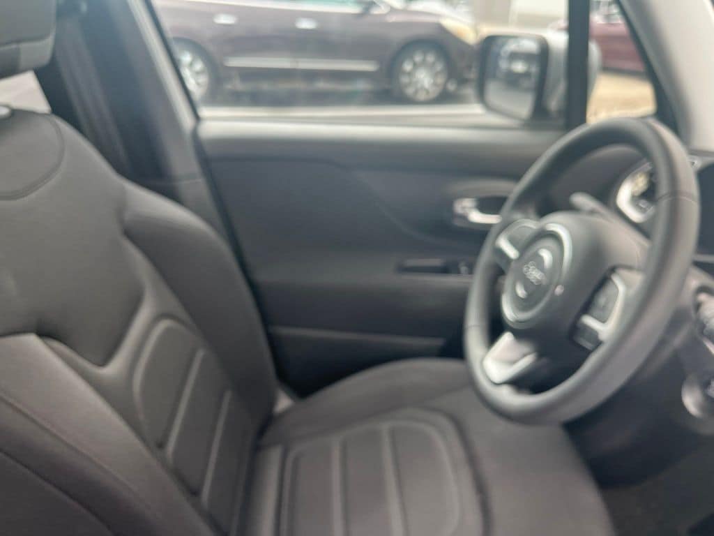 Used 2021 Jeep Renegade Latitude SUV