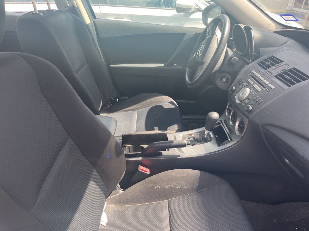 2011 Mazda Mazda3 i Sport photo 4