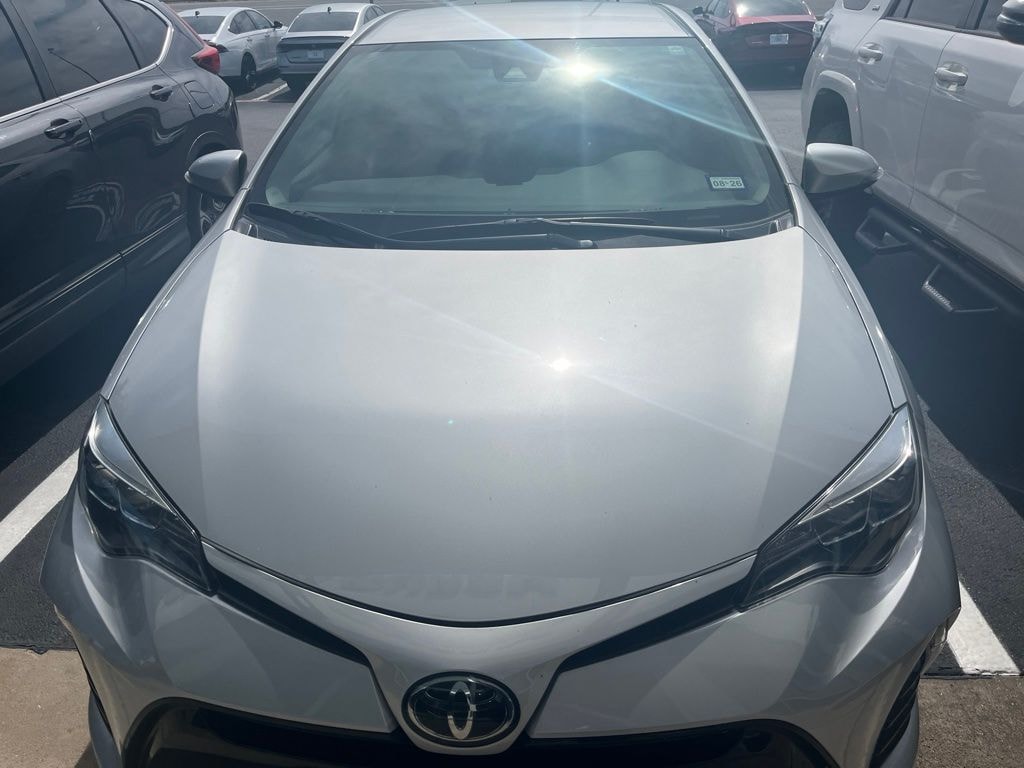 Used 2019 Toyota Corolla SE Sedan