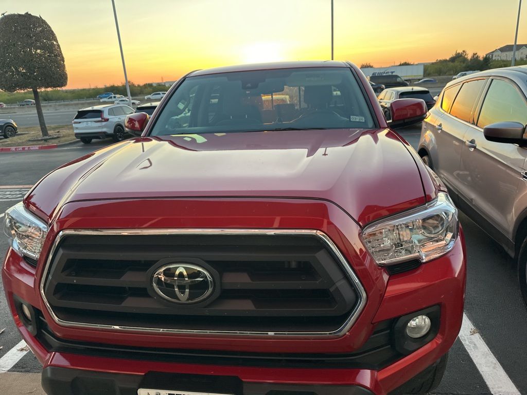2023 Toyota Tacoma SR5 V6 photo 2