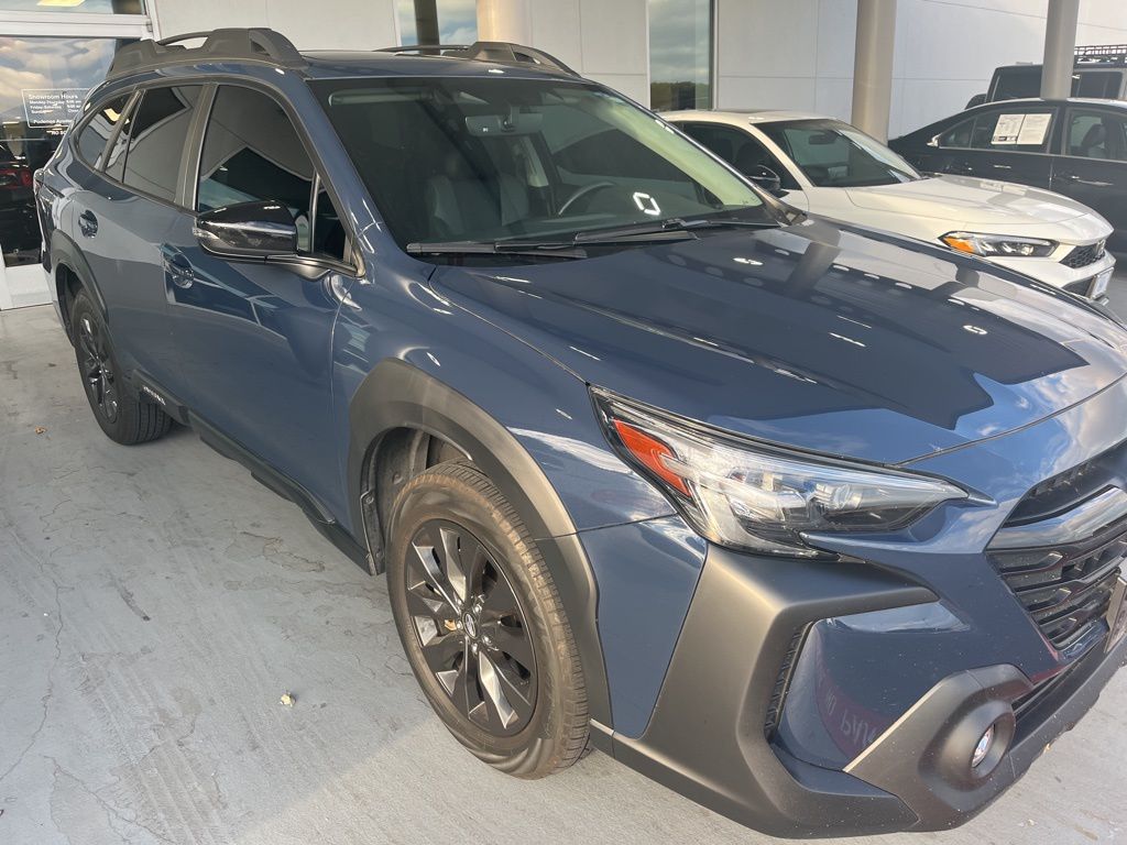 2024 Subaru Outback Onyx Edition photo 3
