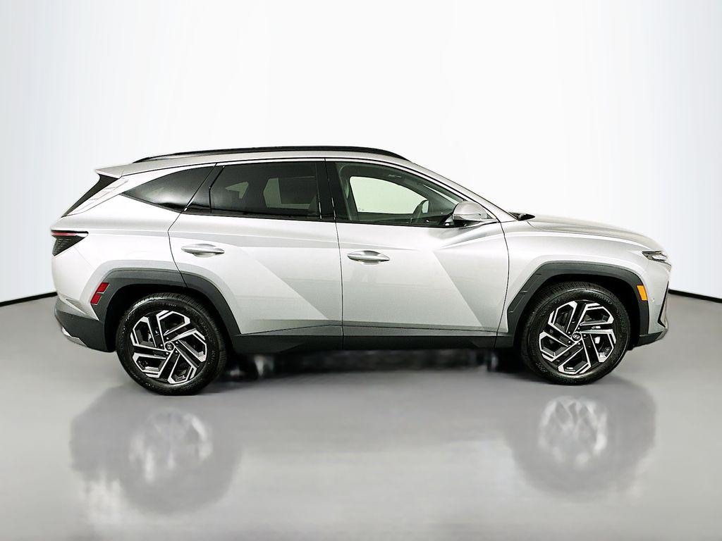 New 2026 Hyundai Tucson Limited FWD SUV