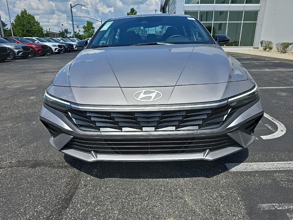 New 2025 Hyundai Elantra SEL Sport Sedan