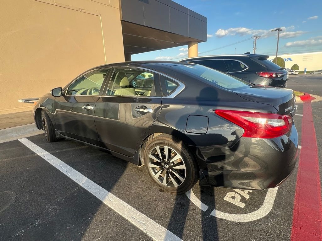 Used 2018 Nissan Altima 2.5 SV Sedan
