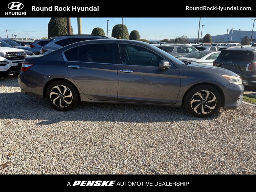 2017 Honda Accord EX's photo