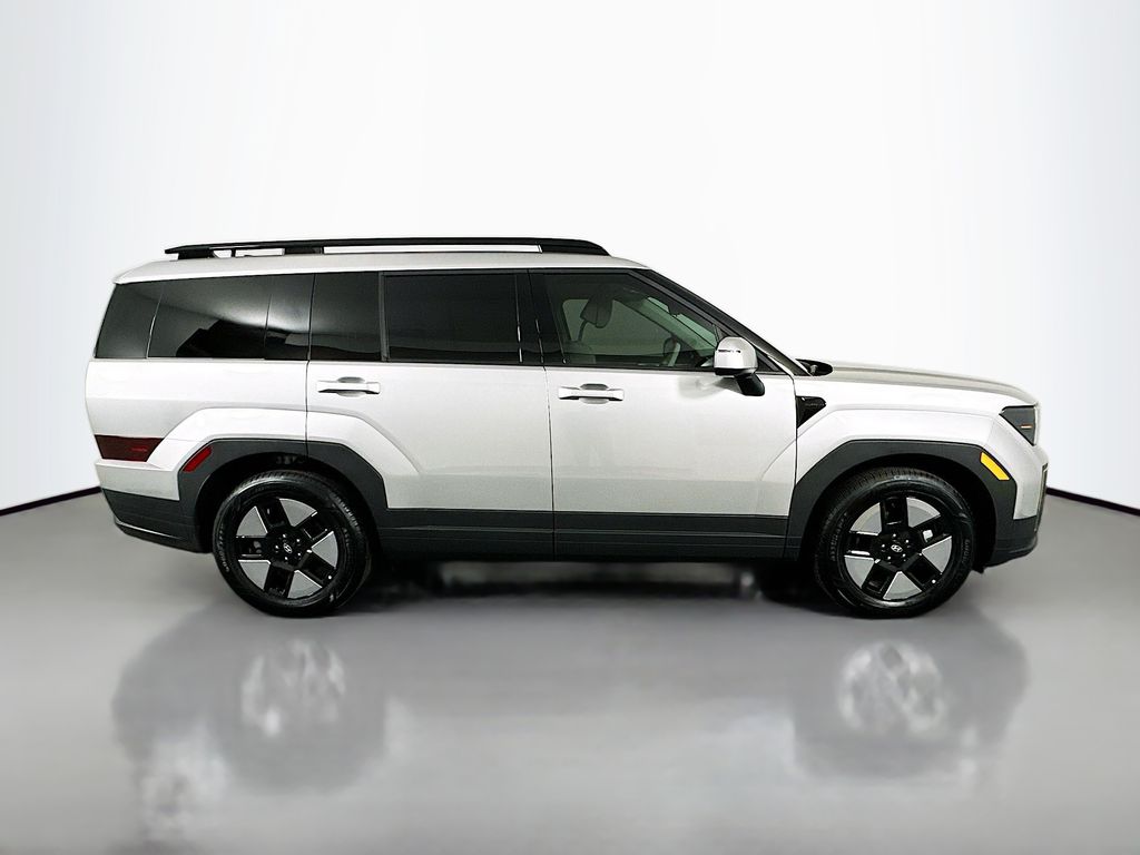 2025 Hyundai Santa Fe photo 2