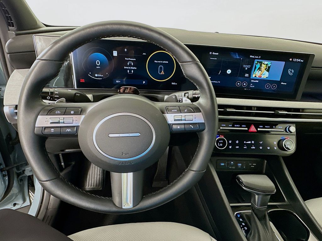 2025 Hyundai Santa Cruz Limited - Photo 11