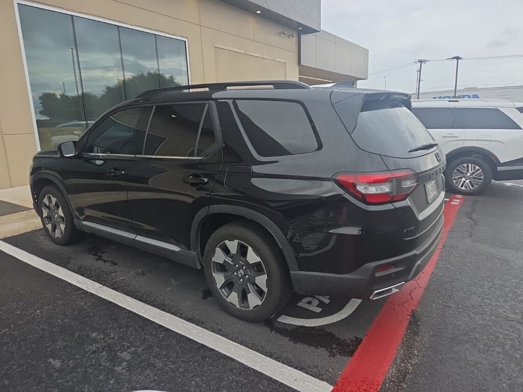 Used 2026 Honda Pilot Touring SUV