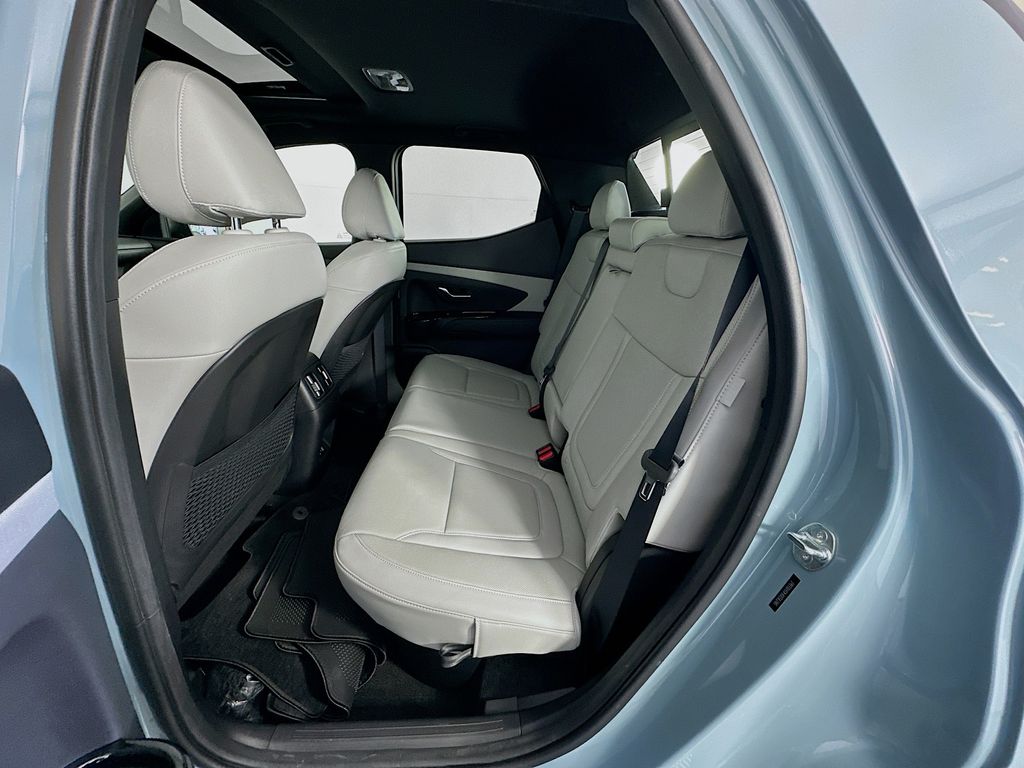 2025 Hyundai Santa Cruz Limited - Photo 25