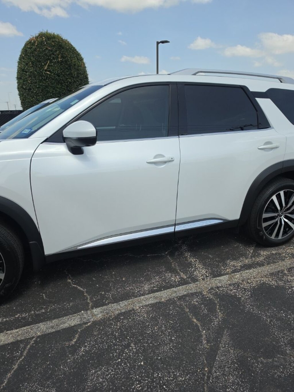Used 2025 Nissan Pathfinder Platinum SUV