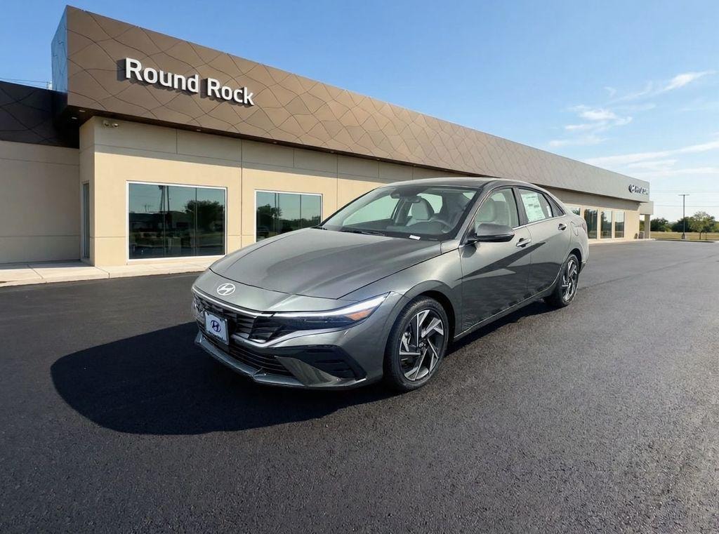 New 2026 Hyundai Elantra Limited Sedan