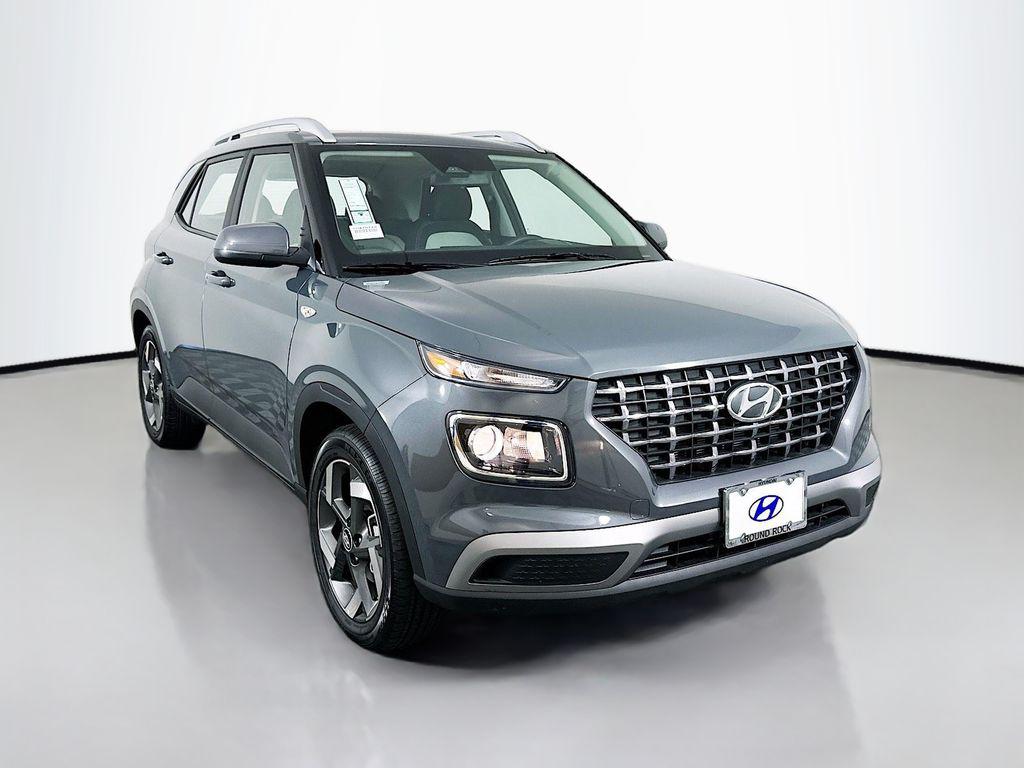 2025 Hyundai Venue SEL photo 3