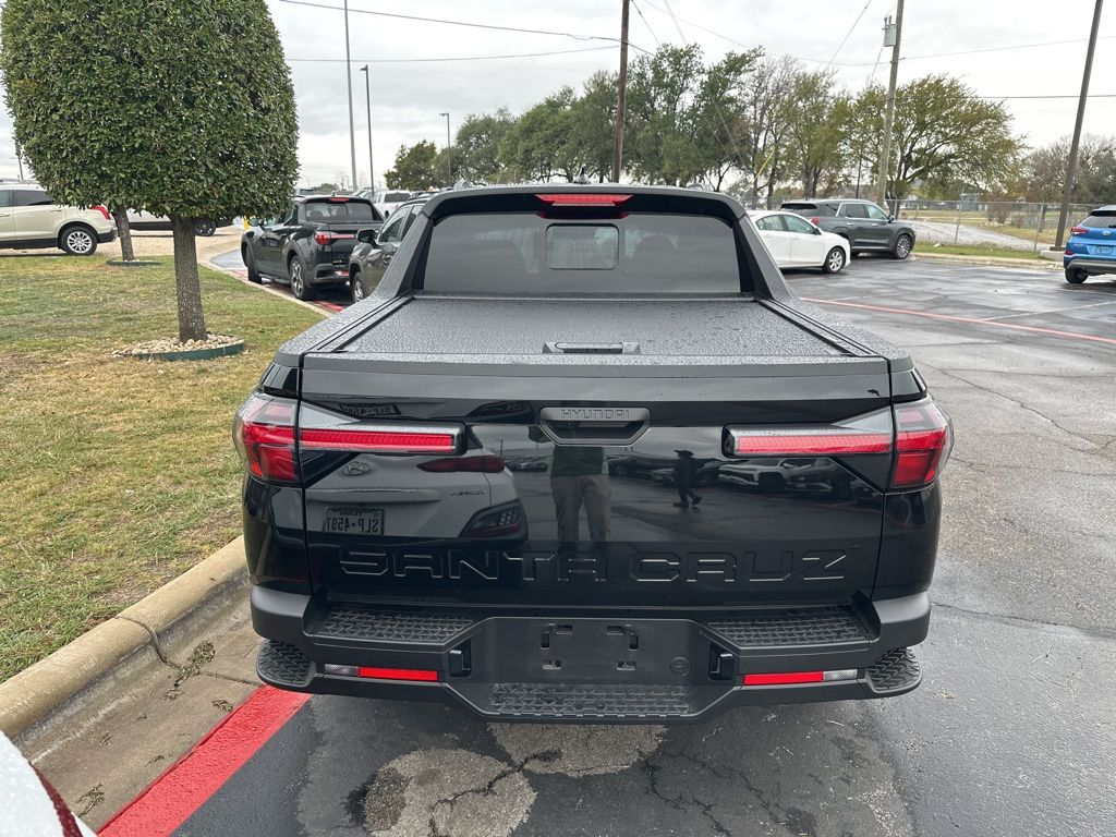 2025 Hyundai Santa Cruz SEL Activity photo 4