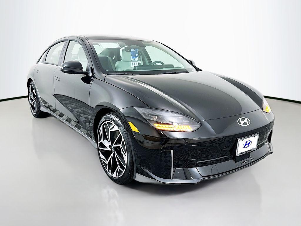 New 2025 Hyundai IONIQ 6 SEL Sedan