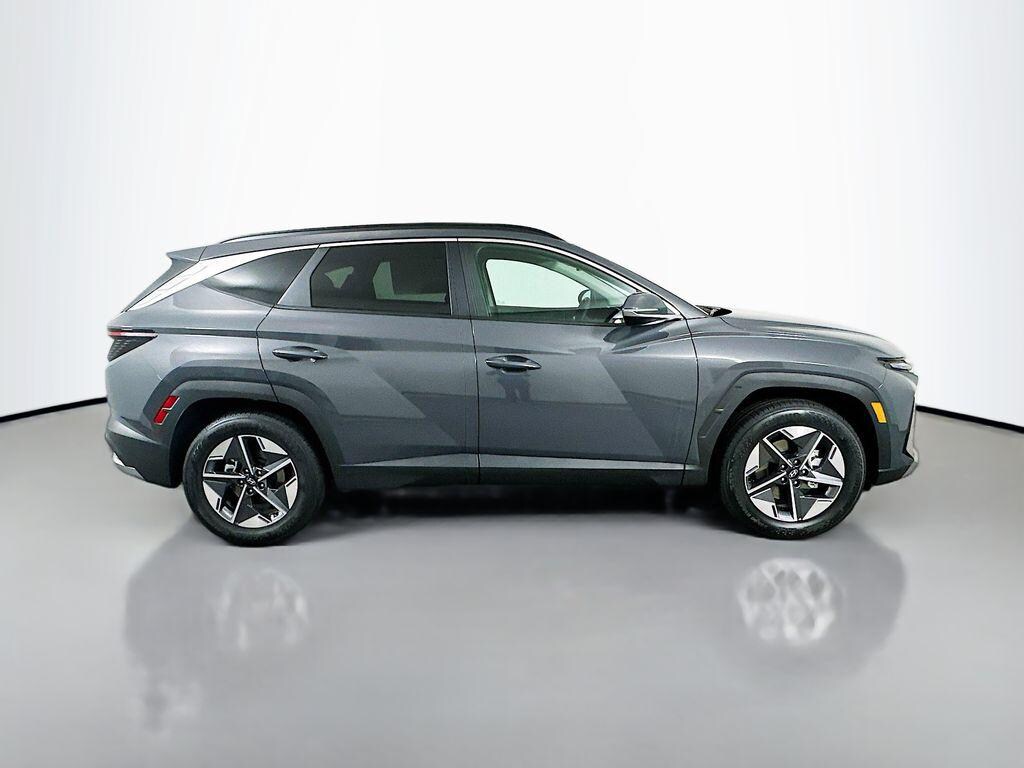 New 2026 Hyundai Tucson SEL Premium FWD SUV