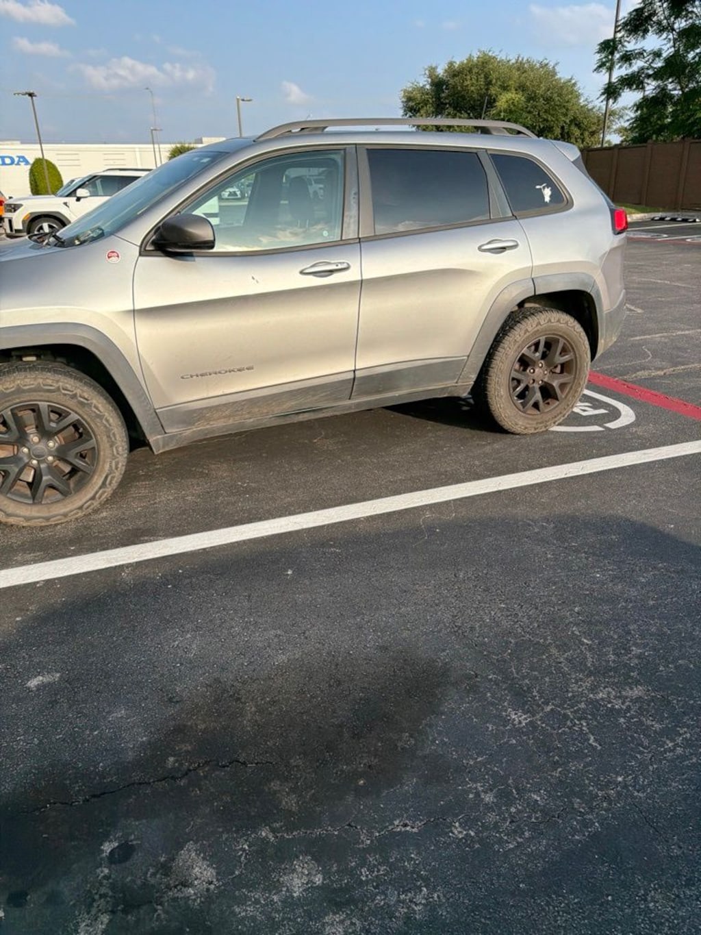 Used 2016 Jeep Cherokee Trailhawk 4x4 SUV