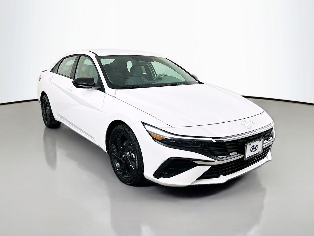 New 2026 Hyundai Elantra SEL Sport Sedan