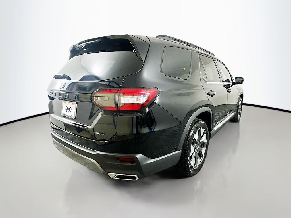 Used 2026 Honda Pilot Touring SUV