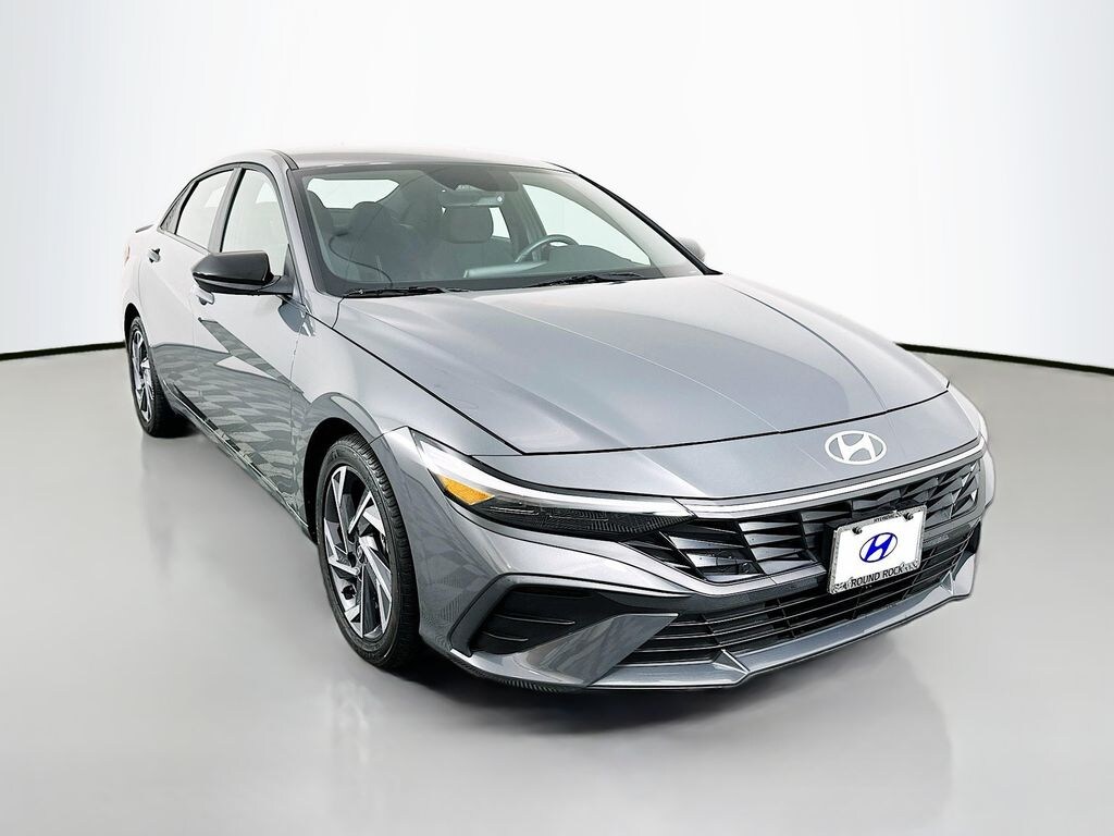 Certified 2025 Hyundai Elantra SEL Sport Sedan