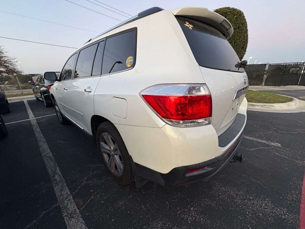 Used 2012 Toyota Highlander Limited V6 SUV