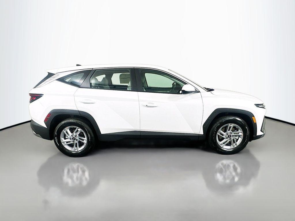 New 2026 Hyundai Tucson SE FWD SUV