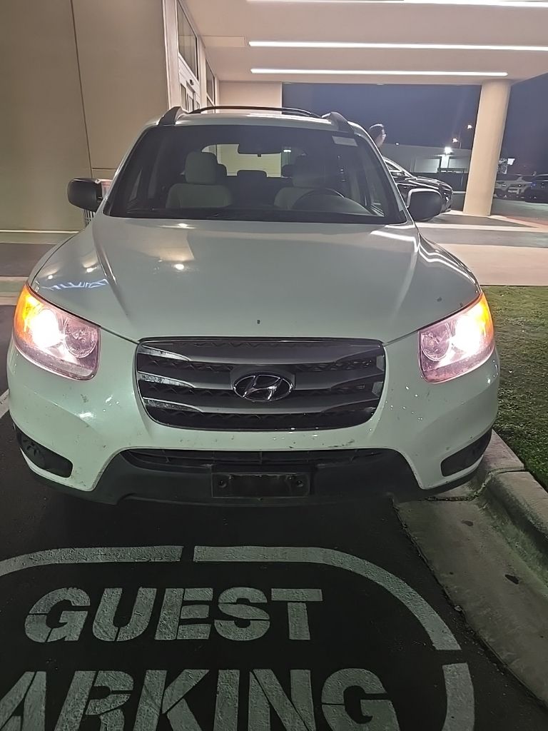 Used 2012 Hyundai Santa Fe GLS with VIN 5XYZG3AB6CG144204 for sale in Round Rock, TX