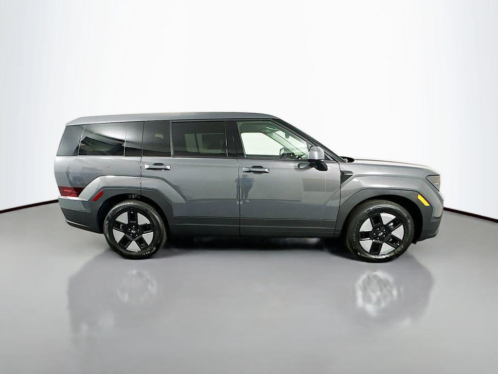 2026 Hyundai Santa Fe SE photo 4