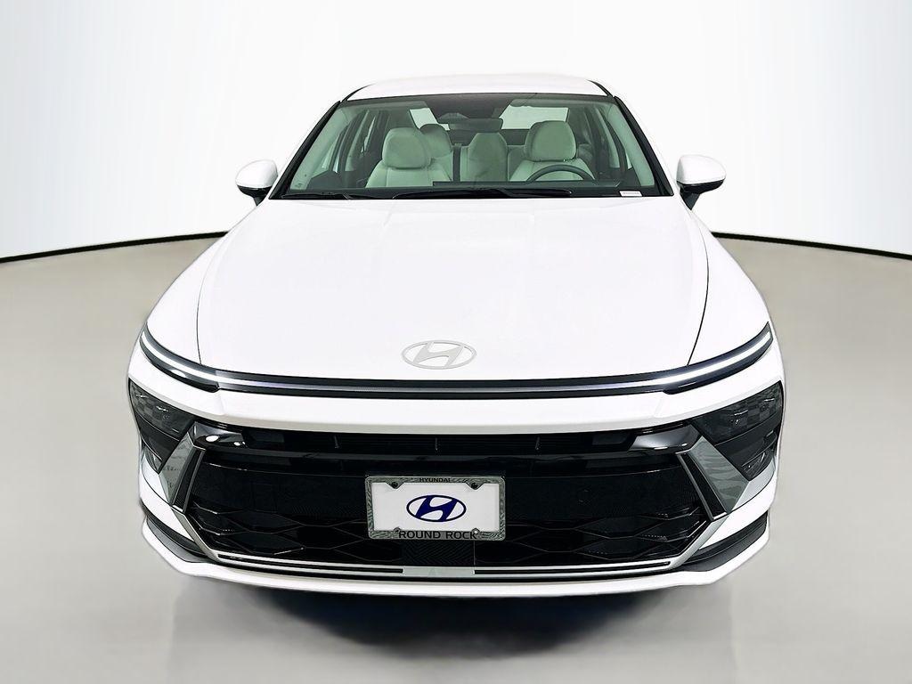 New 2026 Hyundai Sonata SE Sedan