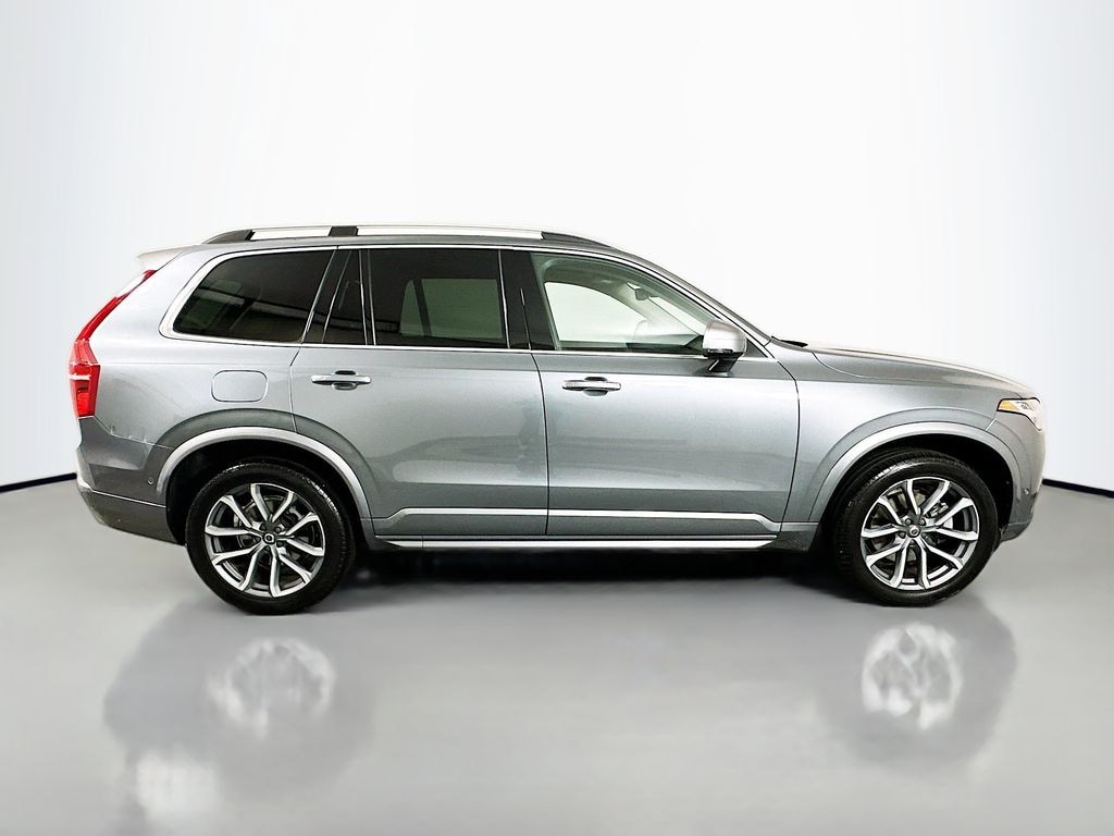 Used 2017 Volvo XC90 T5 FWD Momentum SUV